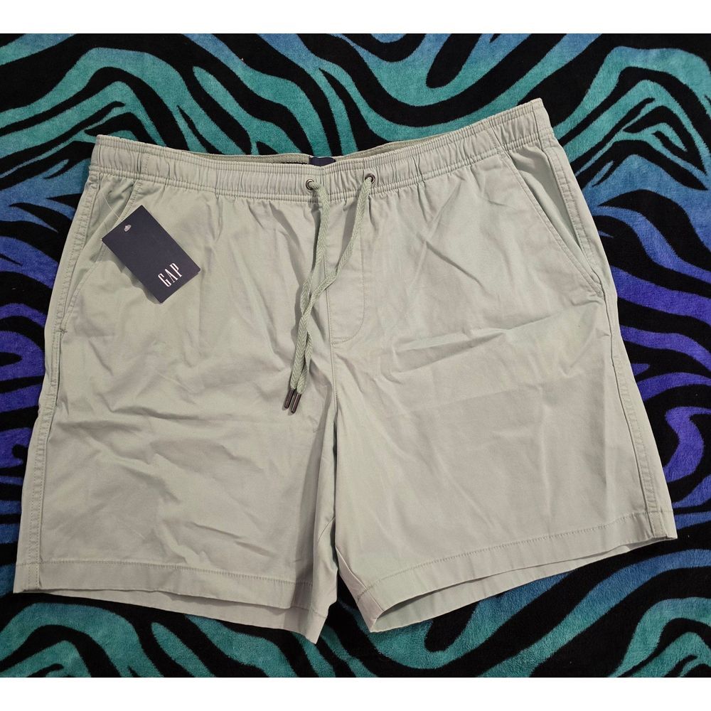 NWT Men's GAP Pull On Shorts Size XXL